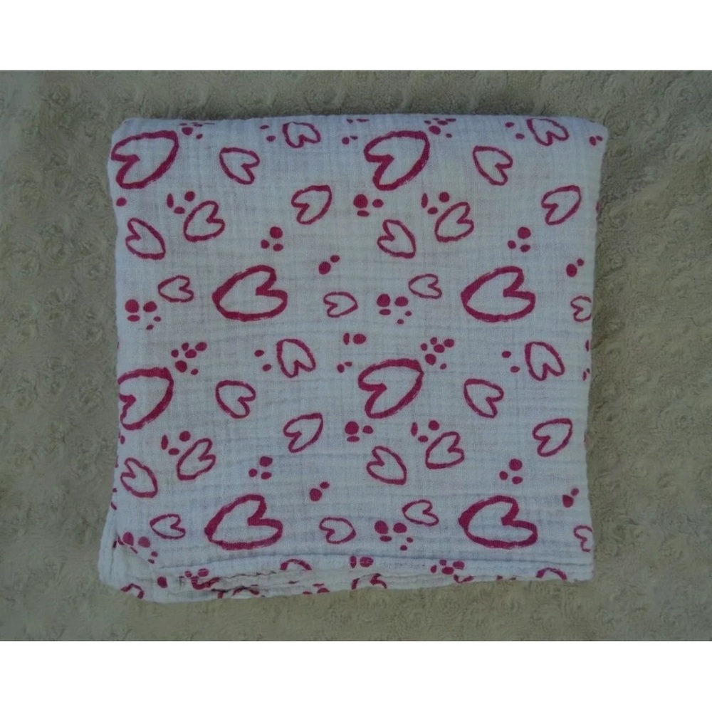 Zutano Hearts Print Baby Swaddle Blanket Dark Pink White Polka Dot Muslin Cotton